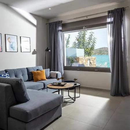 Blue Cove Zen Apartment *
